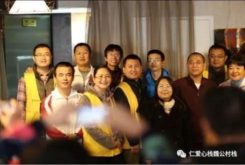 天天吃瓜观众,揭秘娱乐圈幕后真相