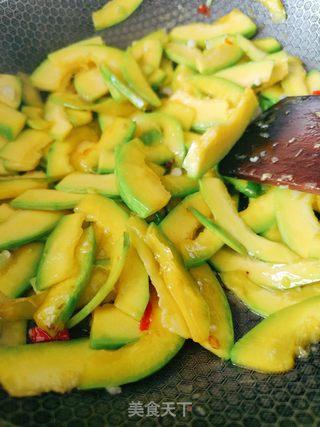 兰瓜怎么炒着吃,家常美味新尝试